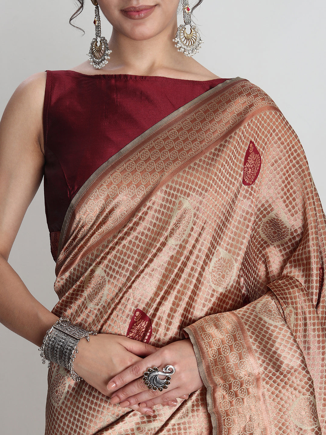 Janasya Beige Silk Blend Ethnic Printed Jacquard Saree - Distacart