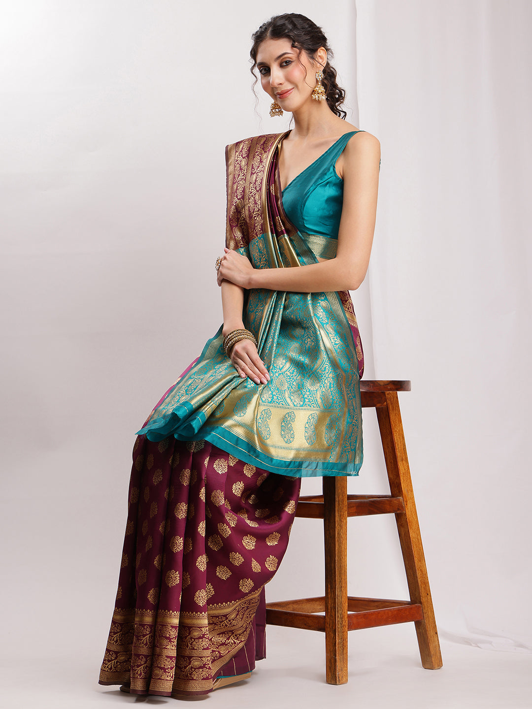 Janasya Purple Silk Blend Floral Jacquard Saree - Distacart