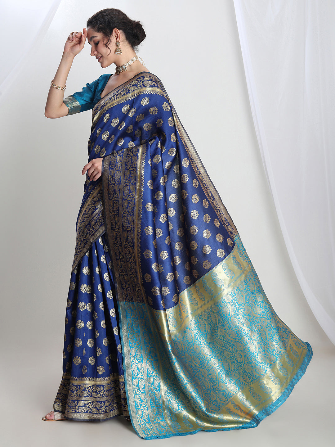 Janasya Blue Silk Blend Floral Jacquard Saree - Distacart