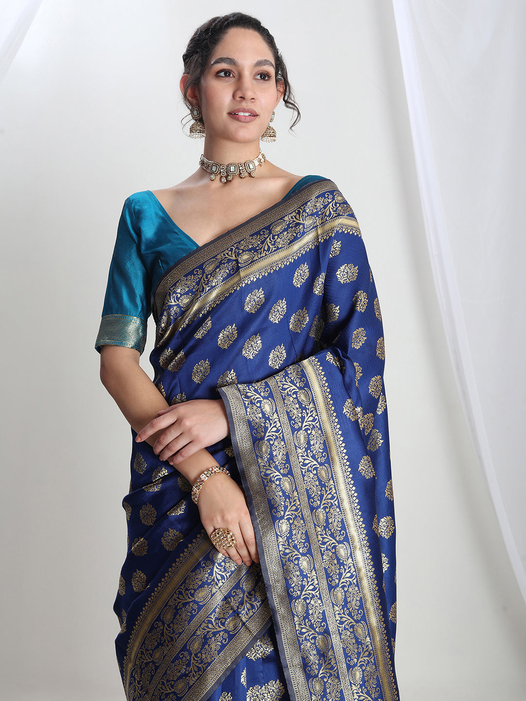Janasya Blue Silk Blend Floral Jacquard Saree - Distacart