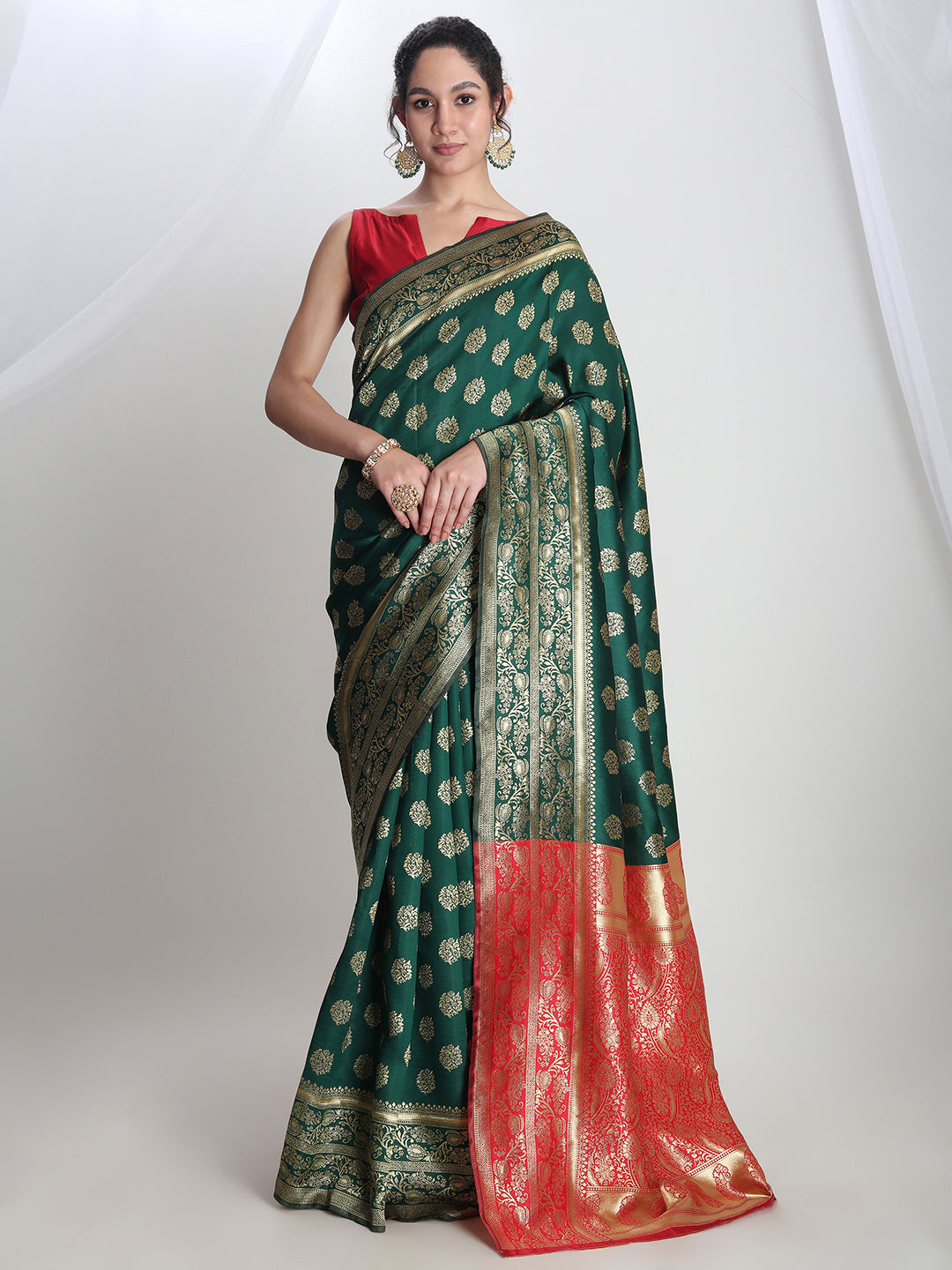 Janasya Green Silk Blend Floral Jacquard Saree - Distacart