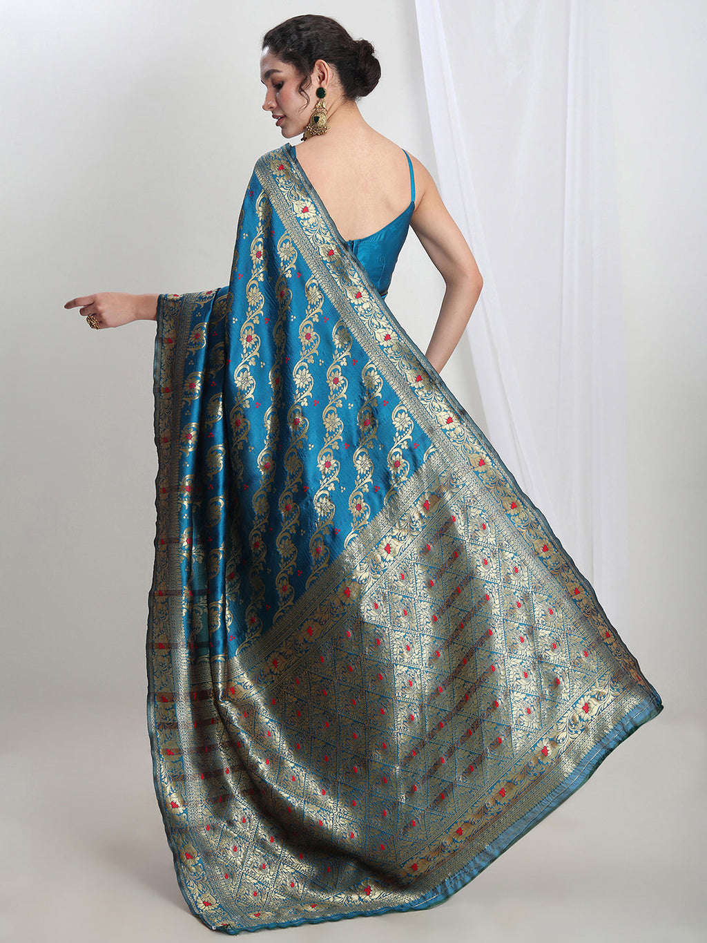 Janasya Teal Blue Silk Blend Floral Jacquard Saree - Distacart