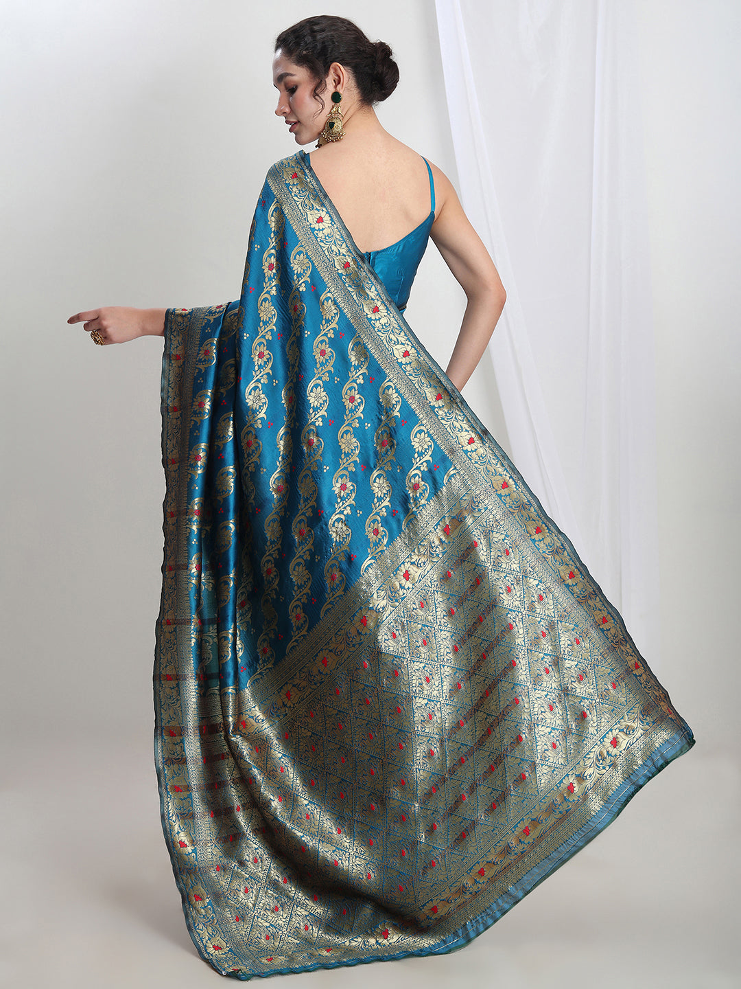 Janasya Teal Blue Silk Blend Floral Jacquard Saree - Distacart