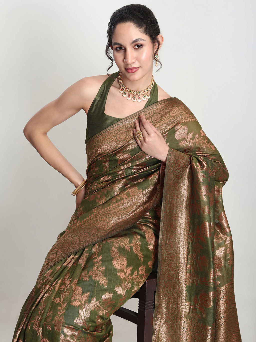 Janasya Green Silk Blend Floral Jacquard Saree - Distacart
