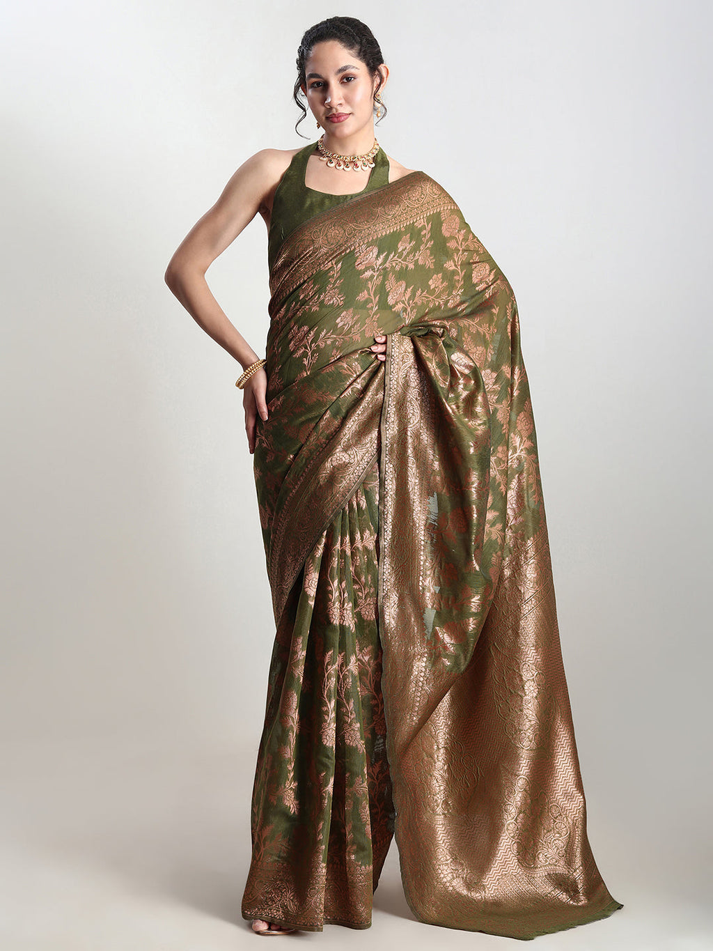 Janasya Green Silk Blend Floral Jacquard Saree - Distacart