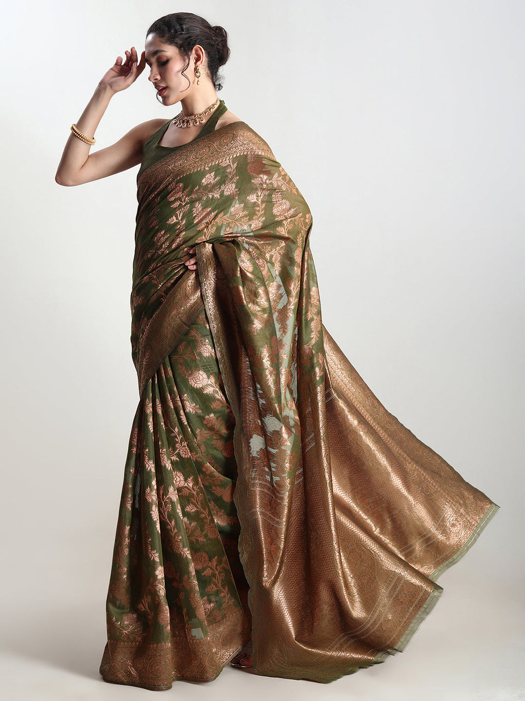 Janasya Green Silk Blend Floral Jacquard Saree - Distacart
