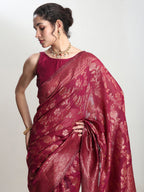 Janasya Magenta Silk Blend Floral Jacquard Saree - Distacart