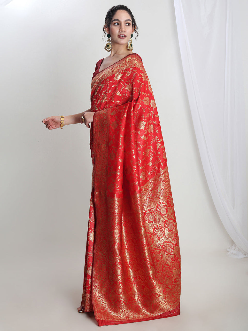 Janasya Red Silk Blend Geometric Jacquard Saree - Distacart