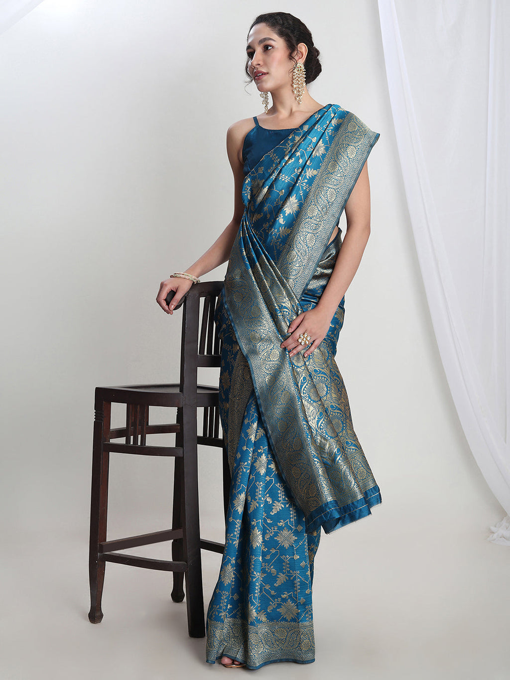 Janasya Teal Blue Silk Blend Geometric Jacquard Saree - Distacart