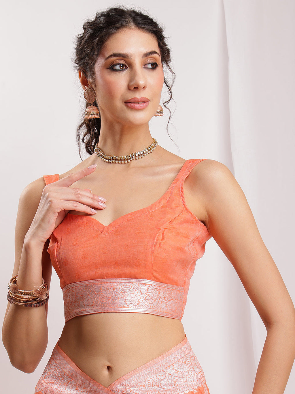 Janasya Peach Silk Blend Floral Jacquard Saree - Distacart