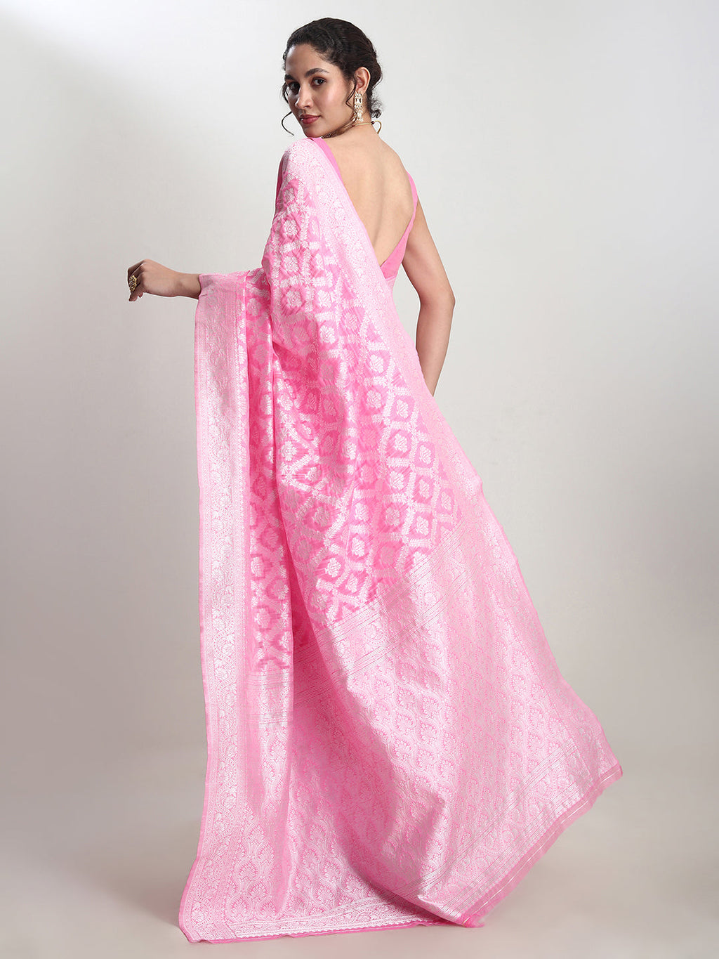 Janasya Pink Silk Blend Floral Jacquard Saree - Distacart