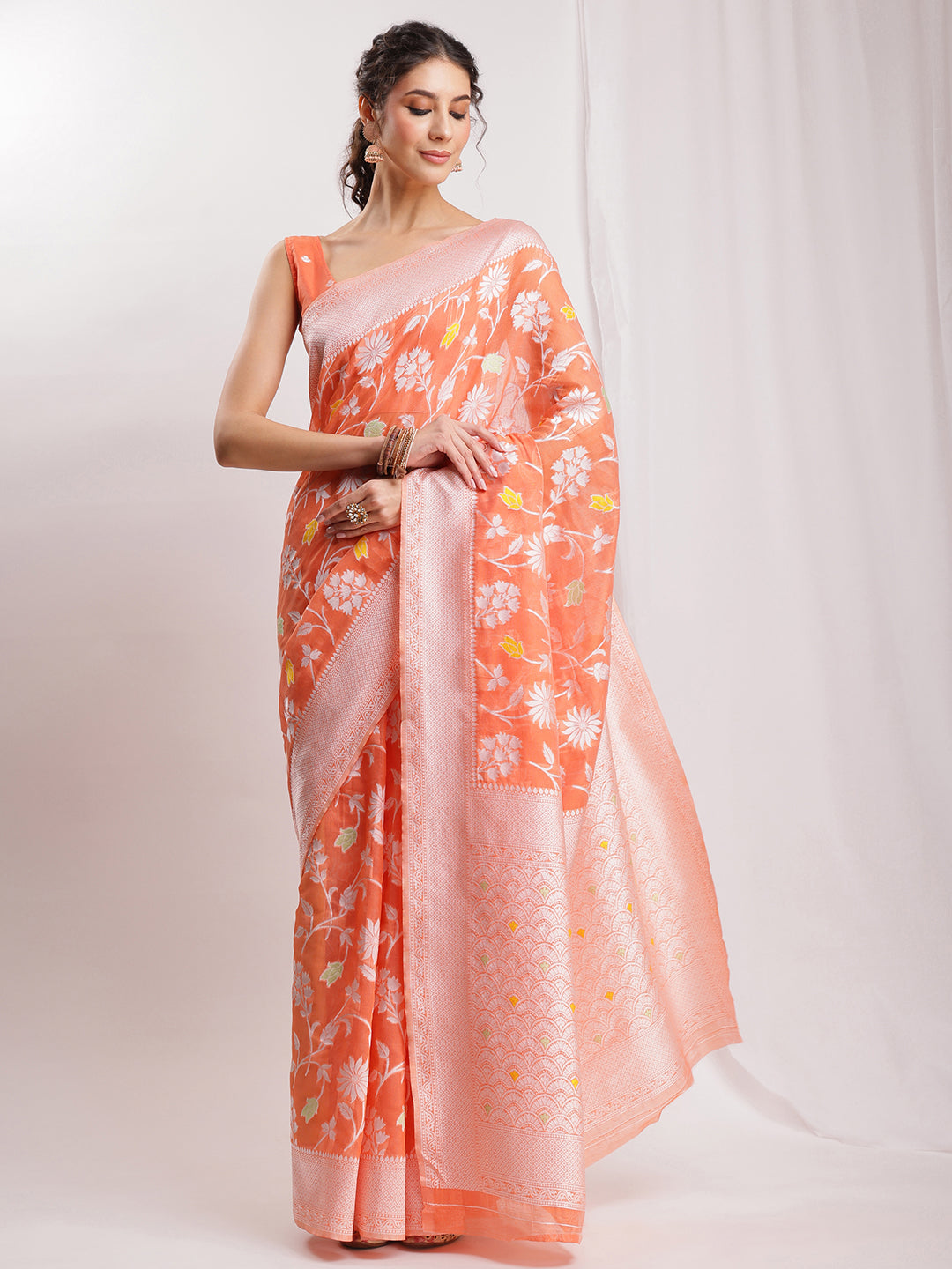 Janasya Peach Silk Blend Floral Jacquard Saree - Distacart