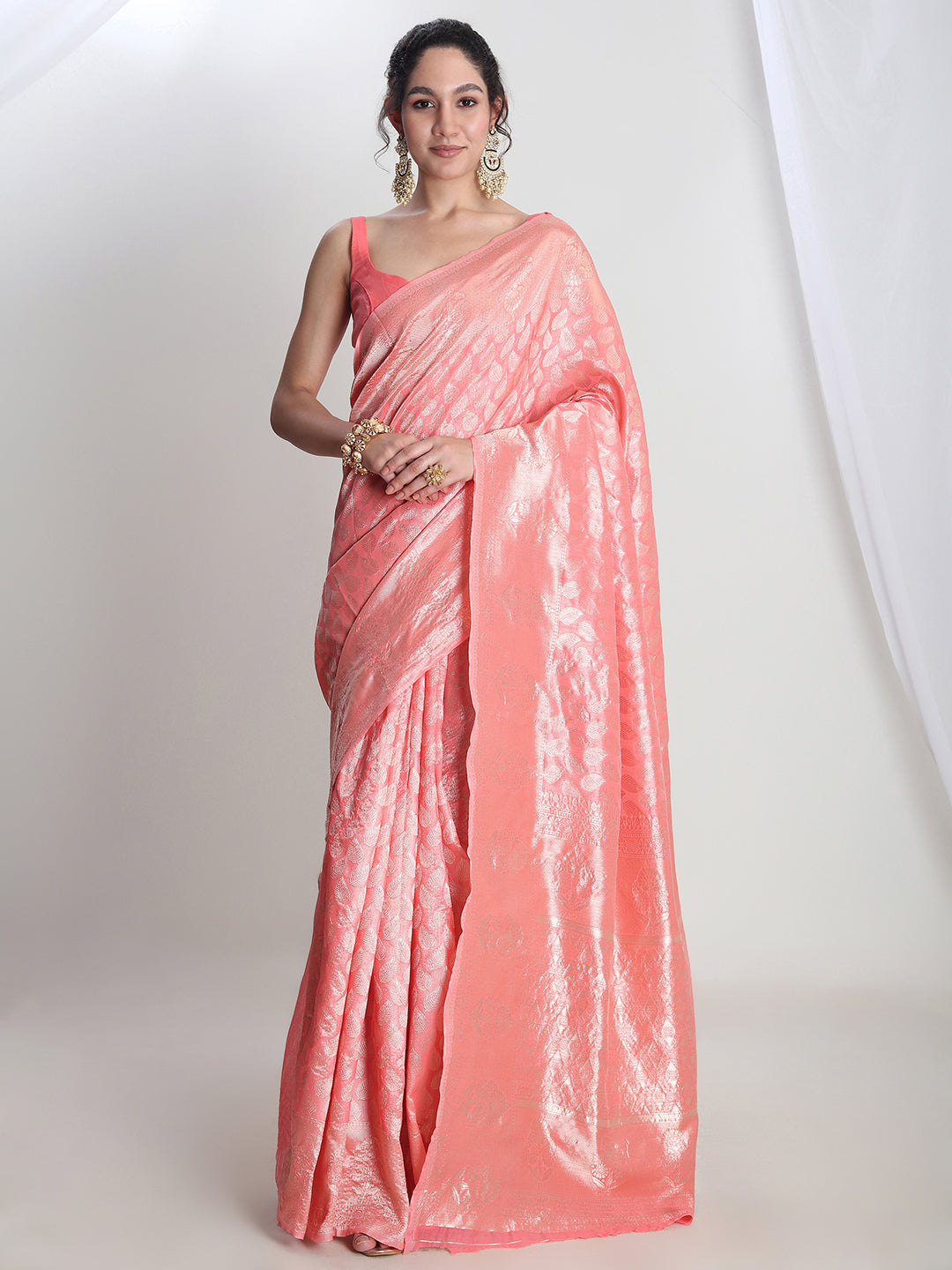Janasya Peach Silk Blend Leaf Motifs Jacquard Saree - Distacart