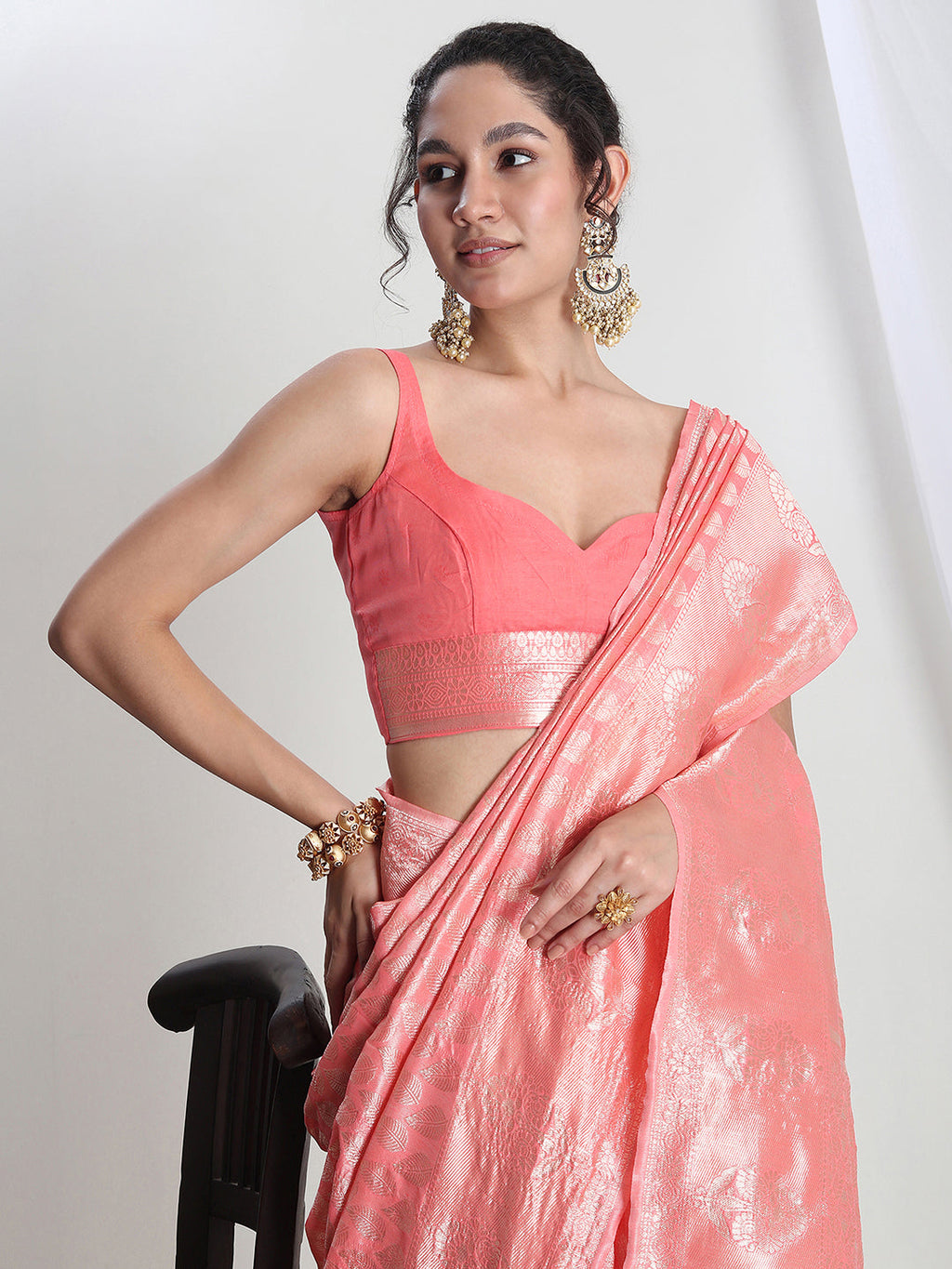 Janasya Peach Silk Blend Leaf Motifs Jacquard Saree - Distacart