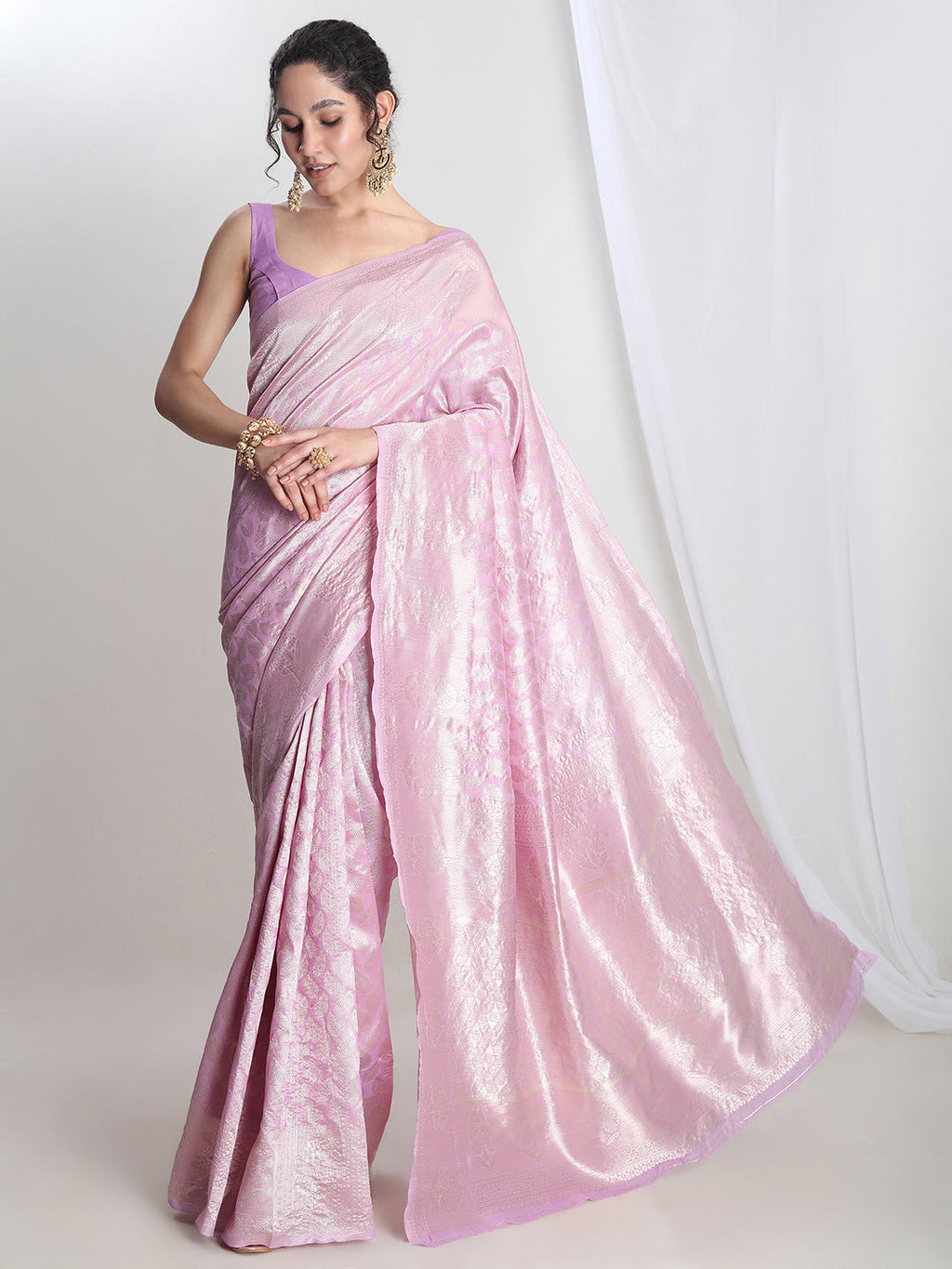 Janasya Lavender Silk Blend Leaf Motifs Jacquard Saree - Distacart