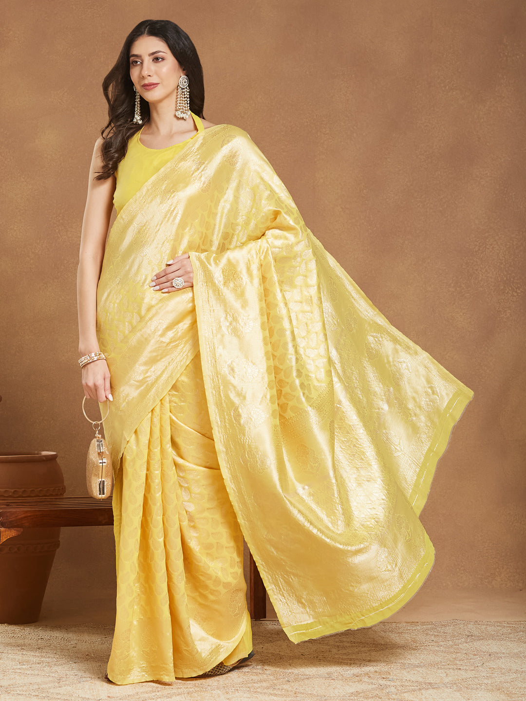 Janasya Yellow Silk Blend Leaf Motifs Jacquard Saree - Distacart