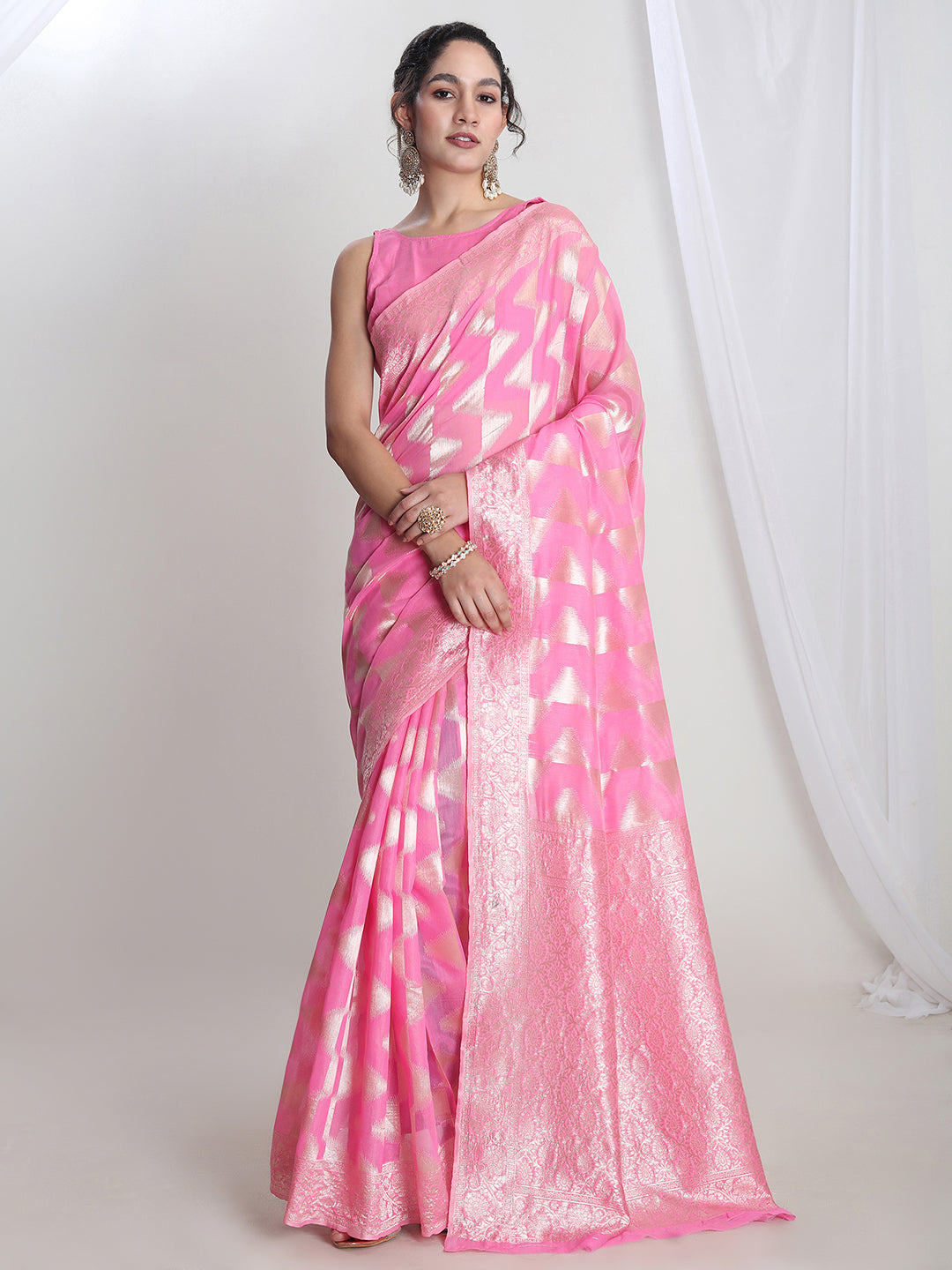 Janasya Pink Silk Blend Geometric Jacquard Saree - Distacart