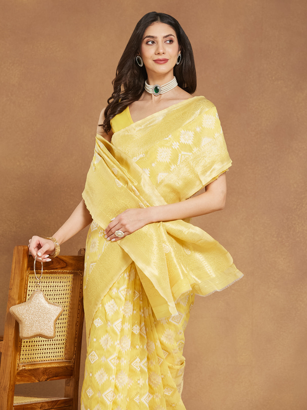 Janasya Yellow Silk Blend Geometric Jacquard Saree - Distacart