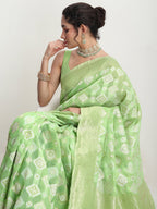 Janasya Green Silk Blend Geometric Jacquard Saree - Distacart