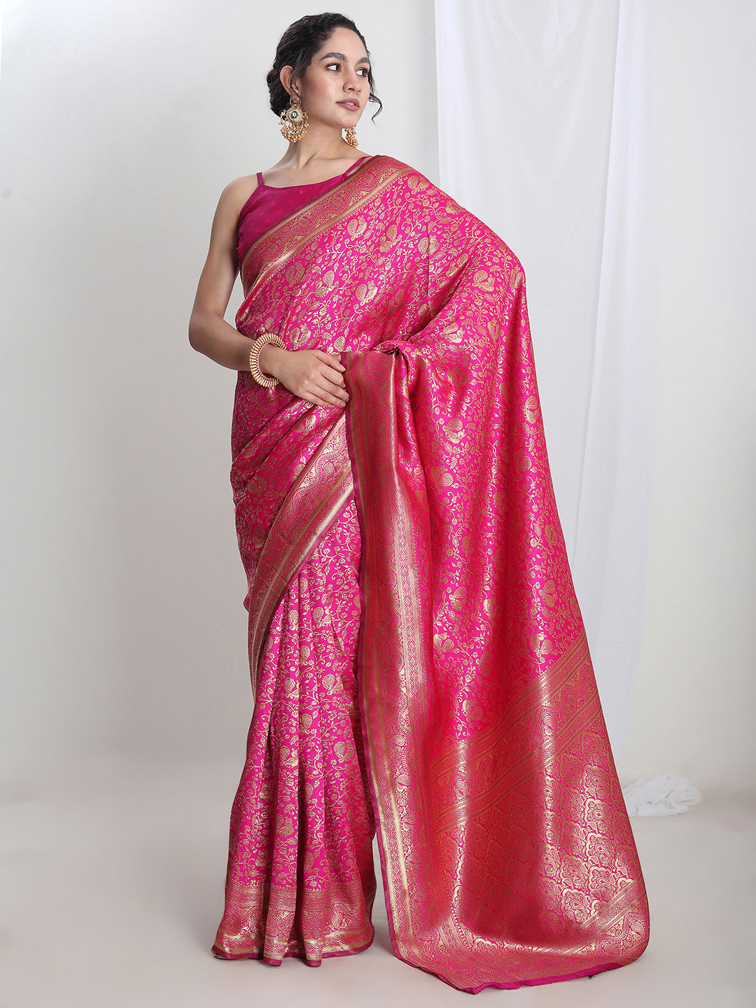 Janasya Pink Silk Blend Floral Jacquard Saree - Distacart