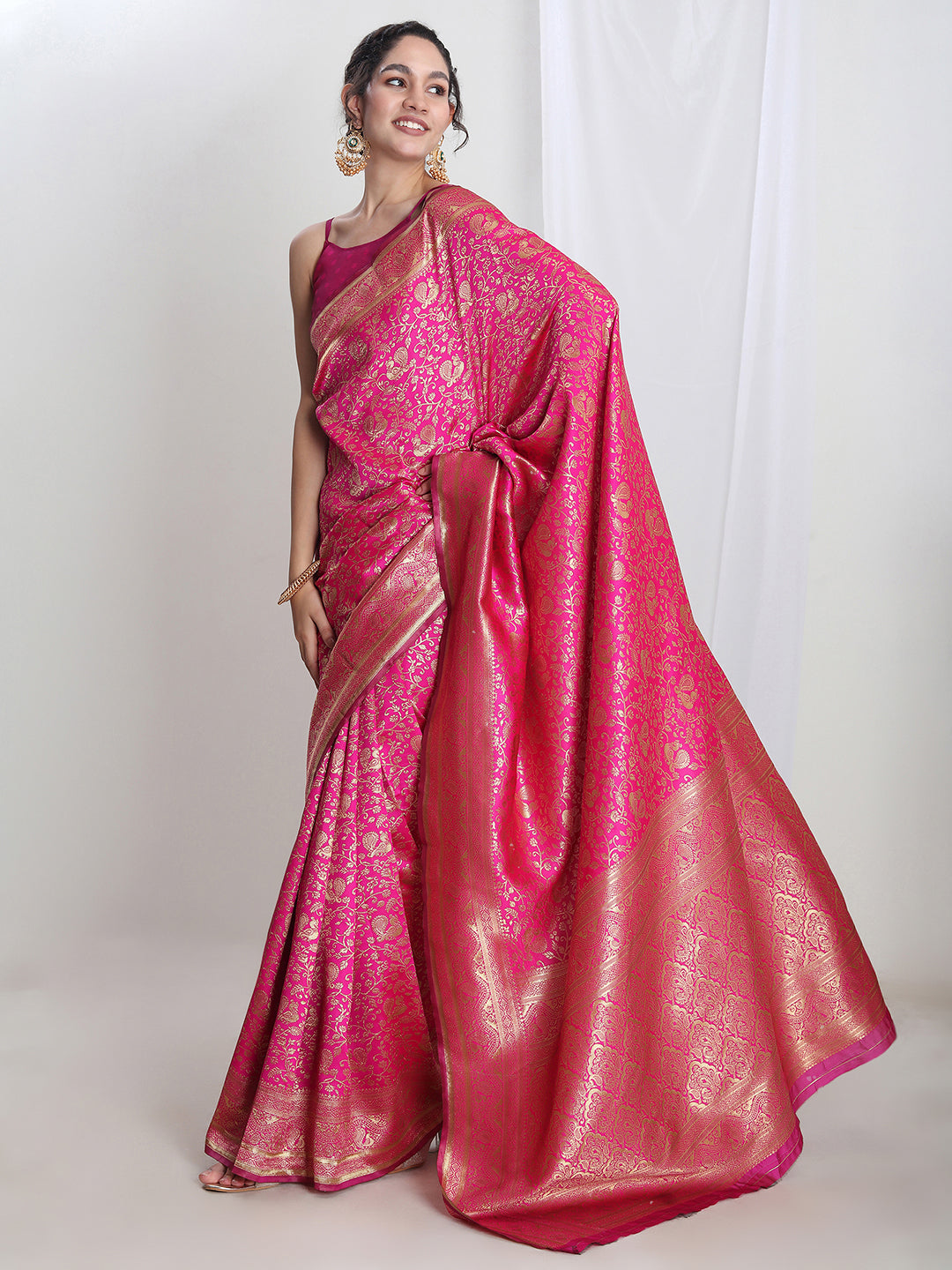 Janasya Pink Silk Blend Floral Jacquard Saree - Distacart