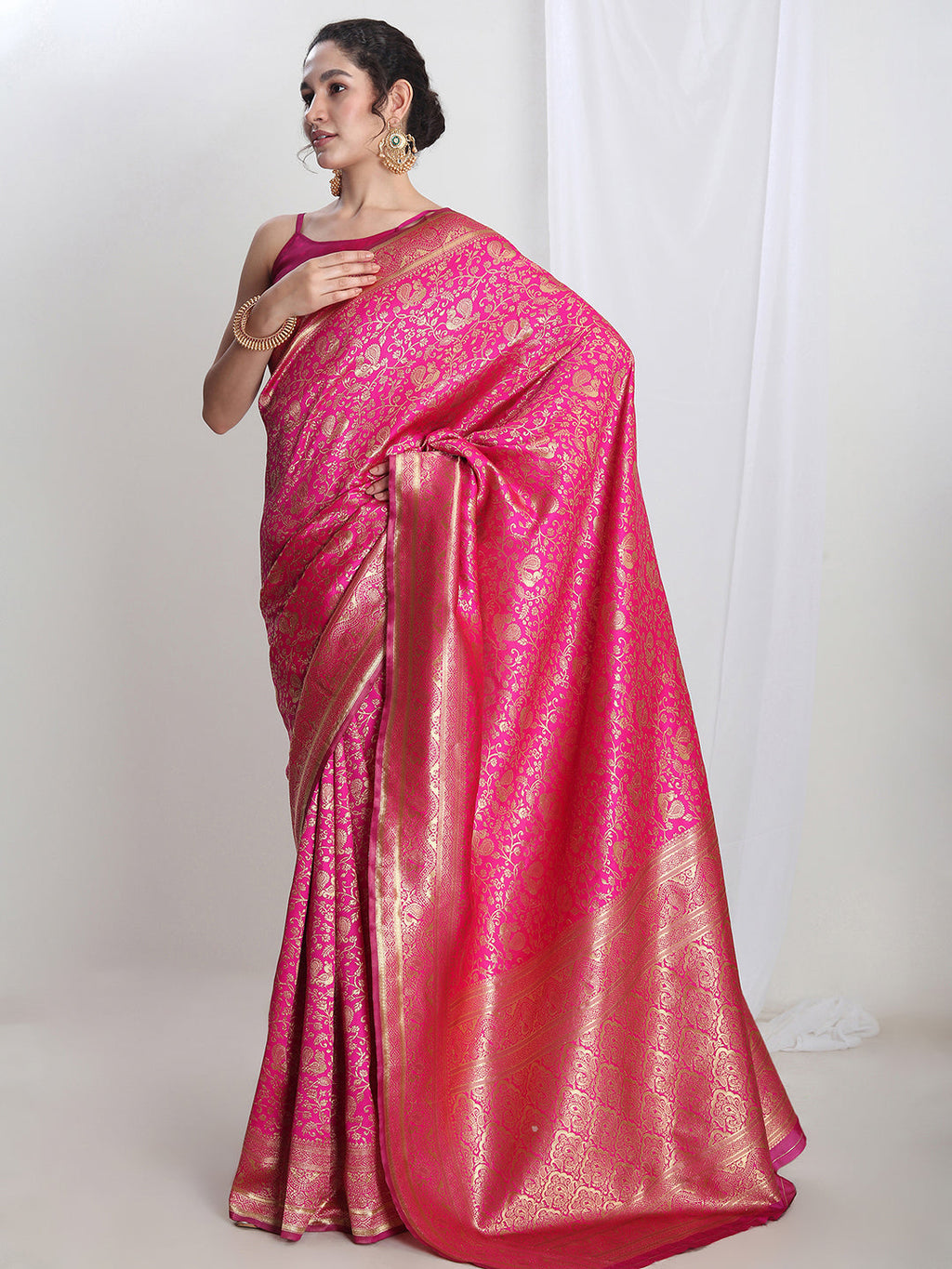 Janasya Pink Silk Blend Floral Jacquard Saree - Distacart