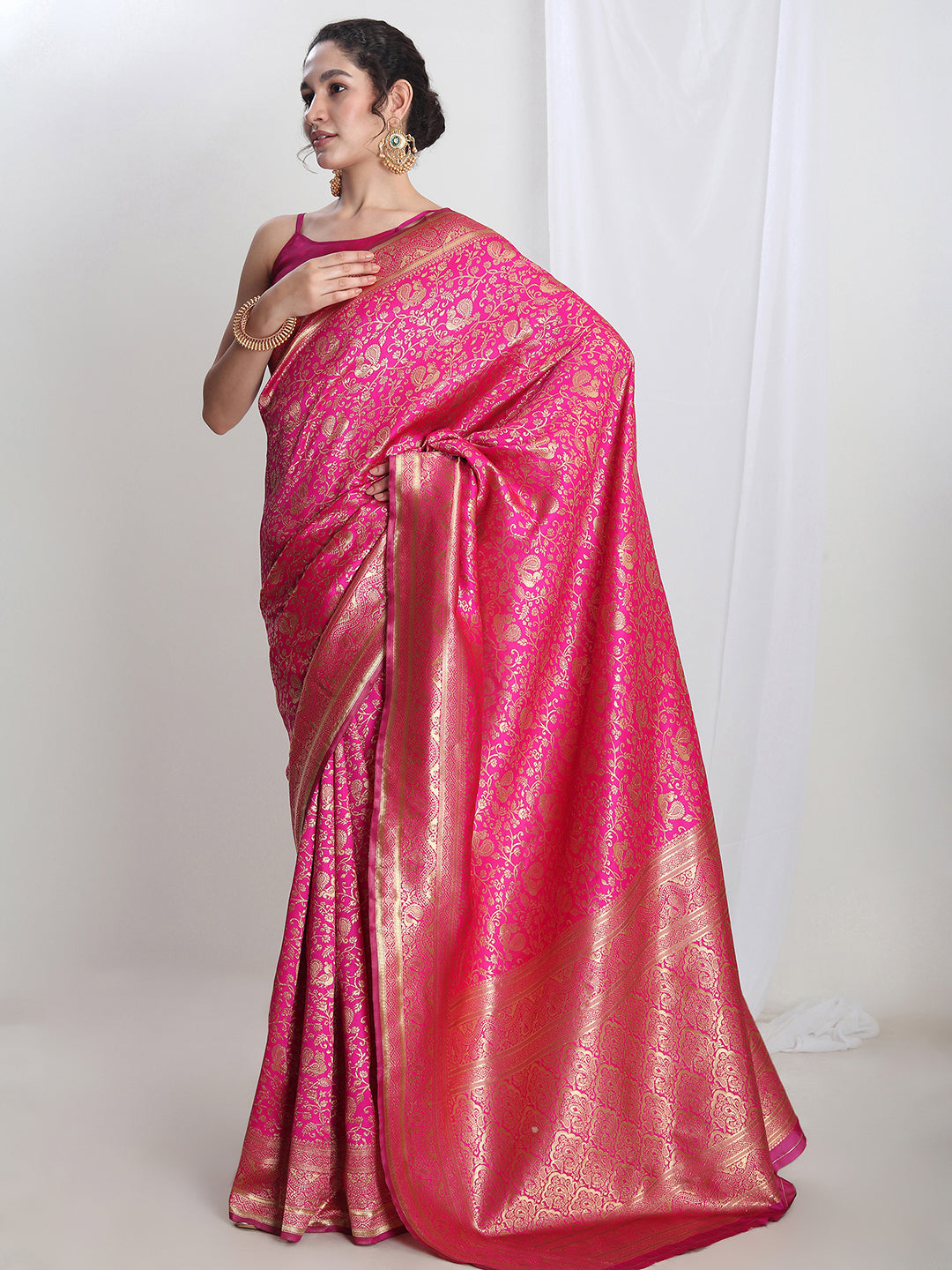 Janasya Pink Silk Blend Floral Jacquard Saree - Distacart