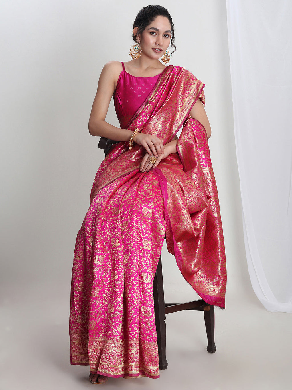 Janasya Pink Silk Blend Floral Jacquard Saree - Distacart