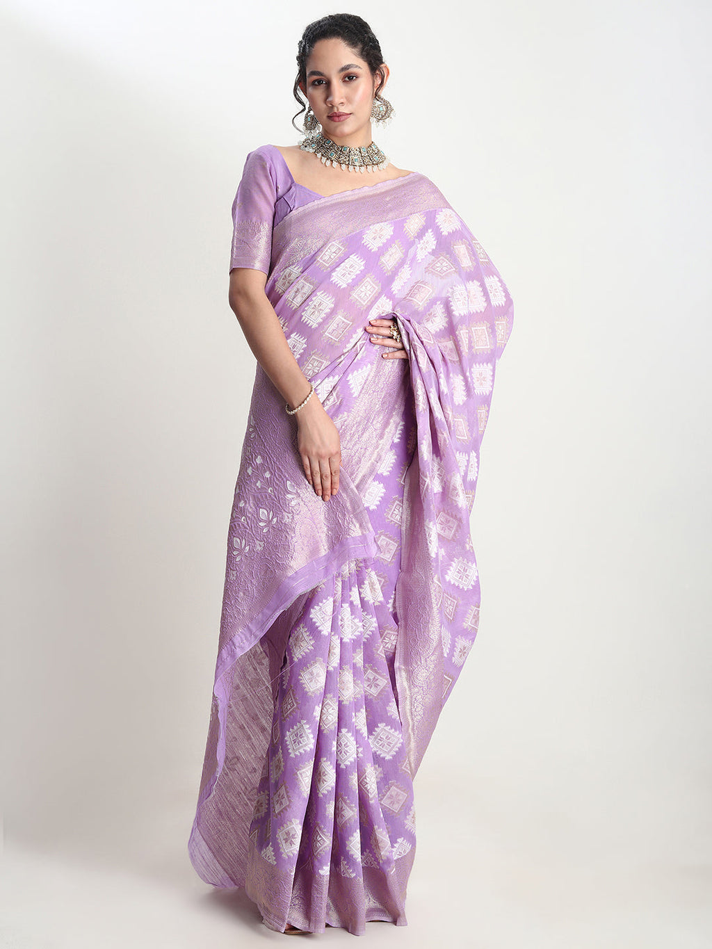 Janasya Lavender Silk Blend Geometric Jacquard Saree - Distacart