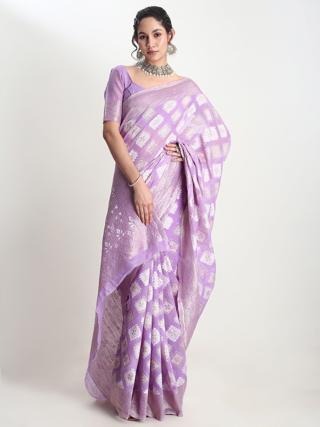 Janasya Lavender Silk Blend Geometric Jacquard Saree - Distacart