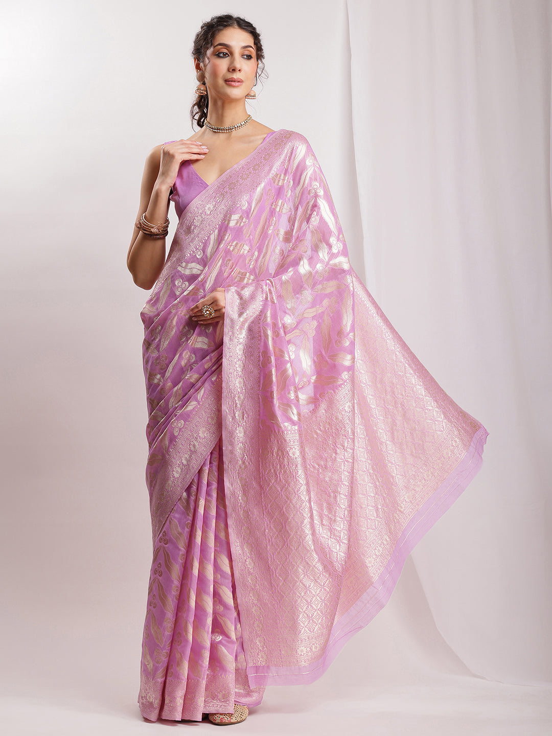 Janasya Lavender Silk Blend Floral Jacquard Saree - Distacart