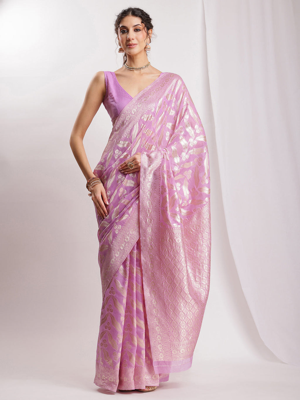Janasya Lavender Silk Blend Floral Jacquard Saree - Distacart