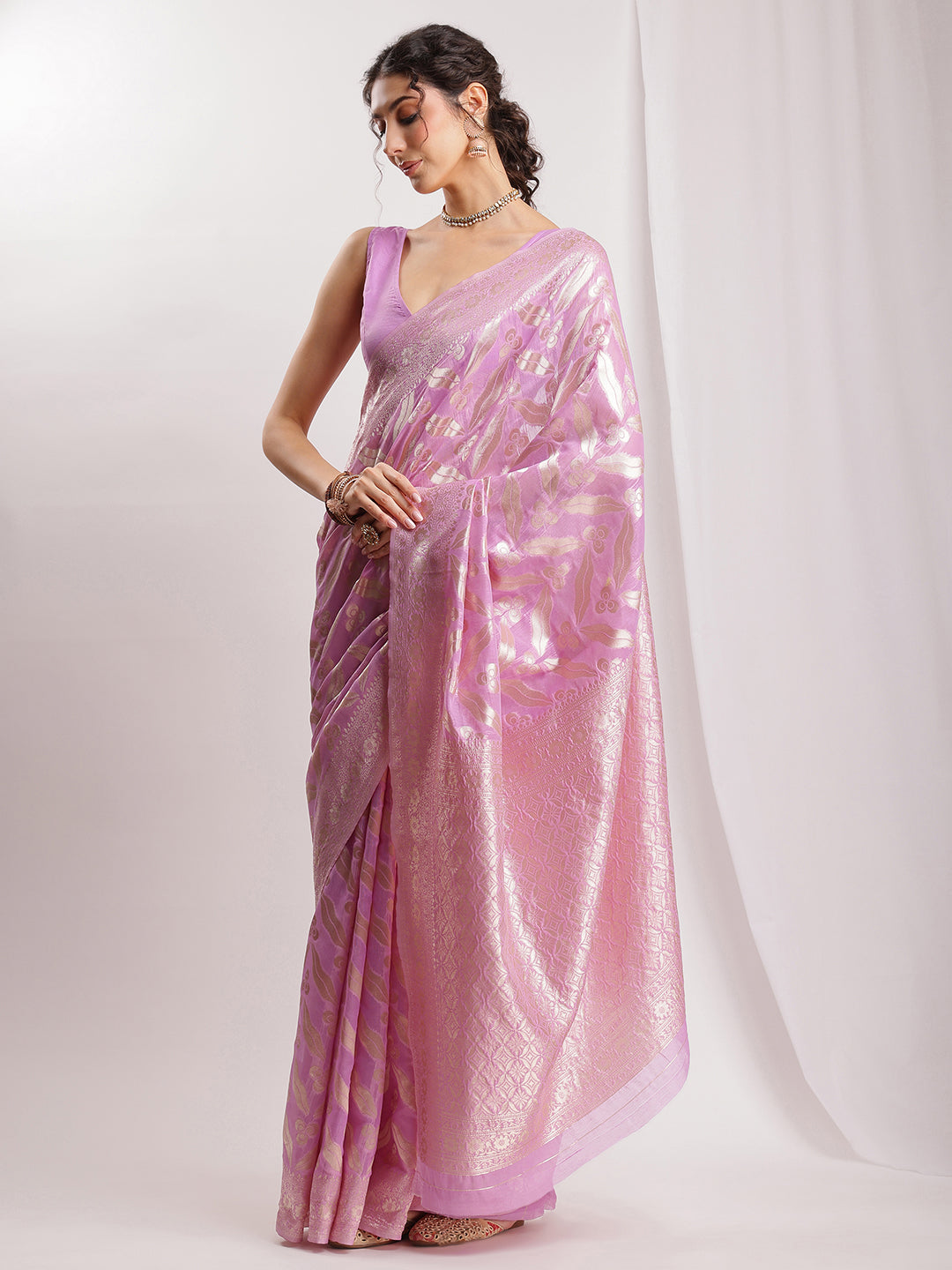 Janasya Lavender Silk Blend Floral Jacquard Saree - Distacart