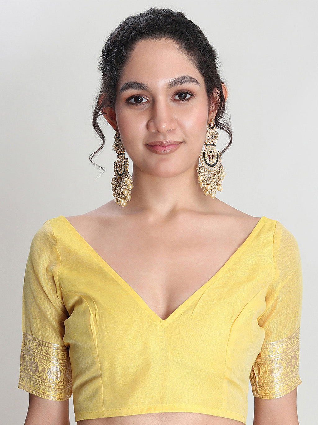 Janasya Yellow Silk Blend Floral Jacquard Saree - Distacart