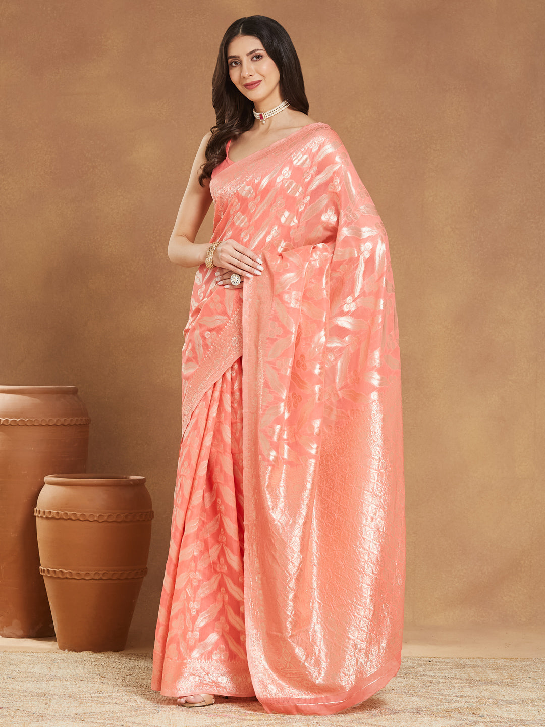 Janasya Peach Silk Blend Floral Jacquard Saree - Distacart