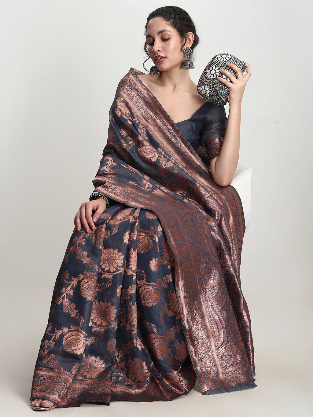 Janasya Dark Grey Silk Blend Floral Jacquard Saree - Distacart