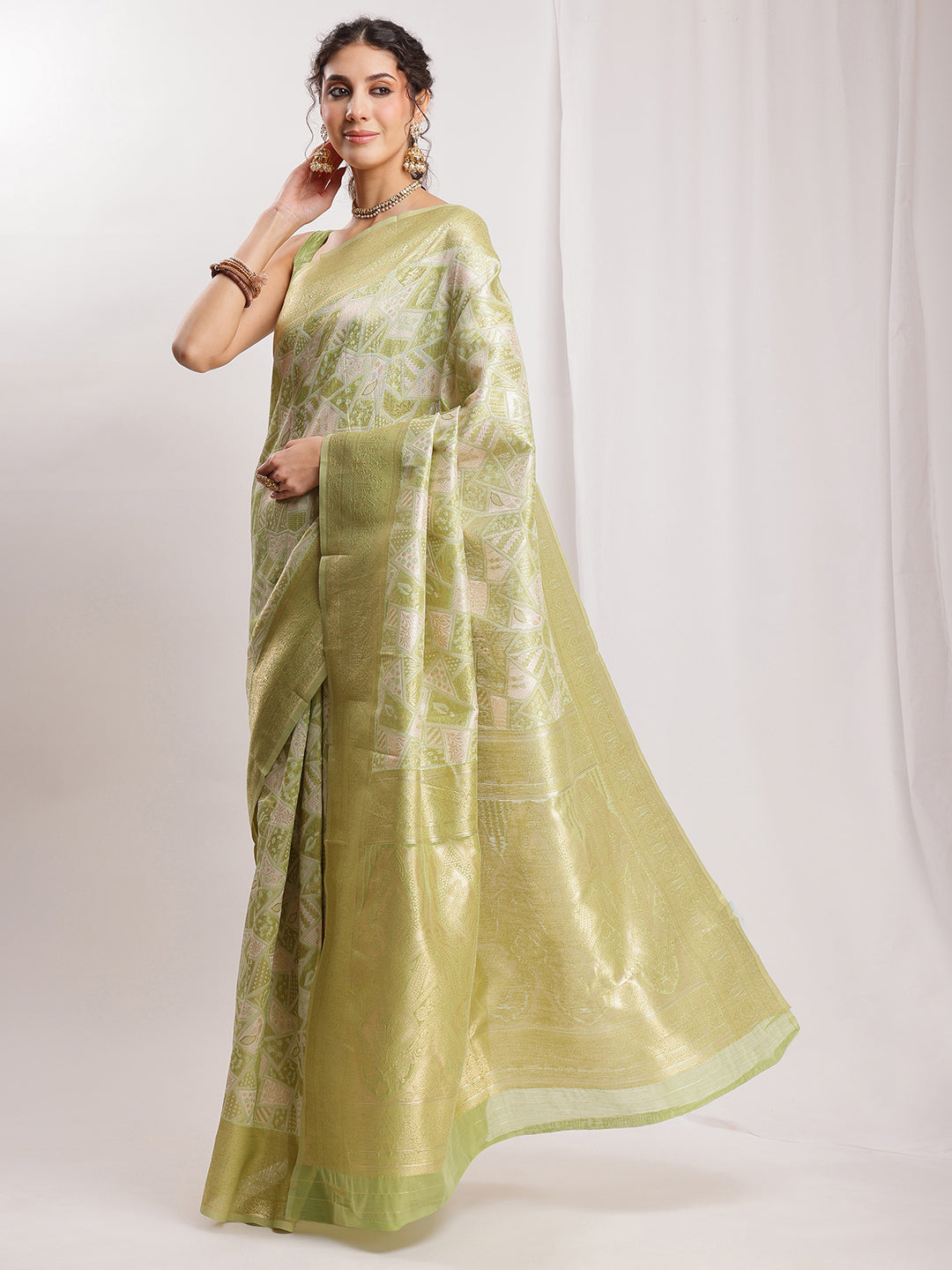 Janasya Green Silk Blend Geometric Jacquard Saree - Distacart