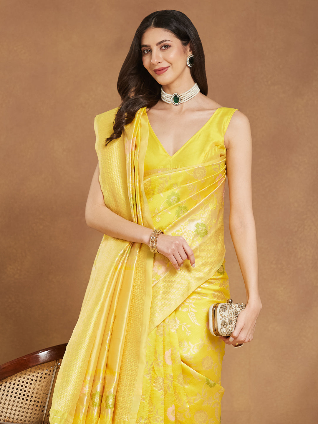 Janasya Yellow Silk Blend Floral Jacquard Saree - Distacart