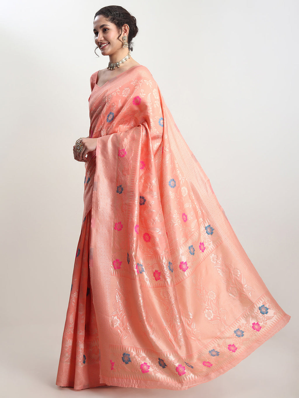 Janasya Peach Silk Blend Floral Jacquard Saree - Distacart