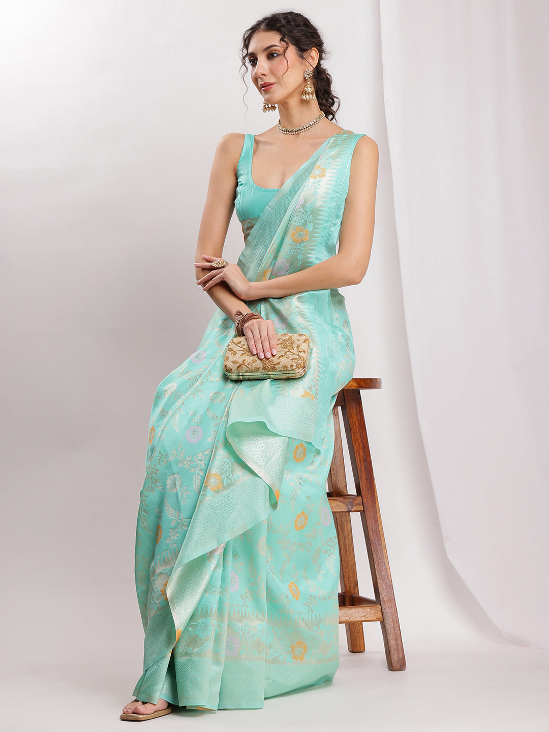 Janasya Sea Green Silk Blend Floral Jacquard Saree - Distacart