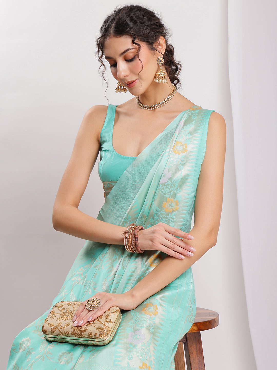 Janasya Sea Green Silk Blend Floral Jacquard Saree - Distacart