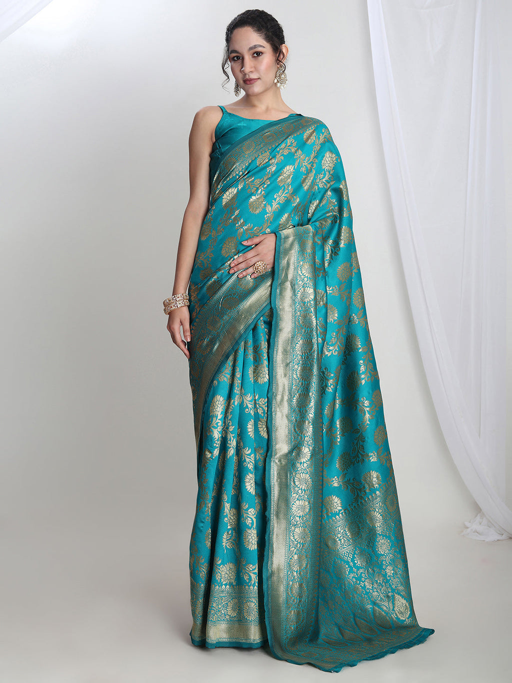 Janasya Teal Blue Silk Blend Floral Jacquard Saree - Distacart