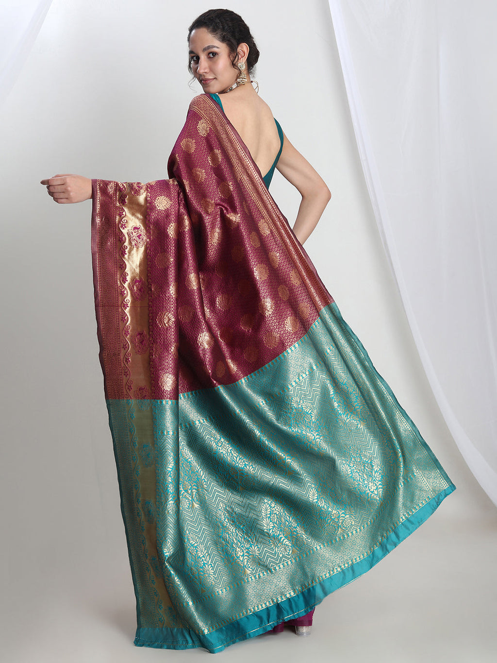 Janasya Purple Silk Blend Ethnic Motifs Jacquard Saree - Distacart