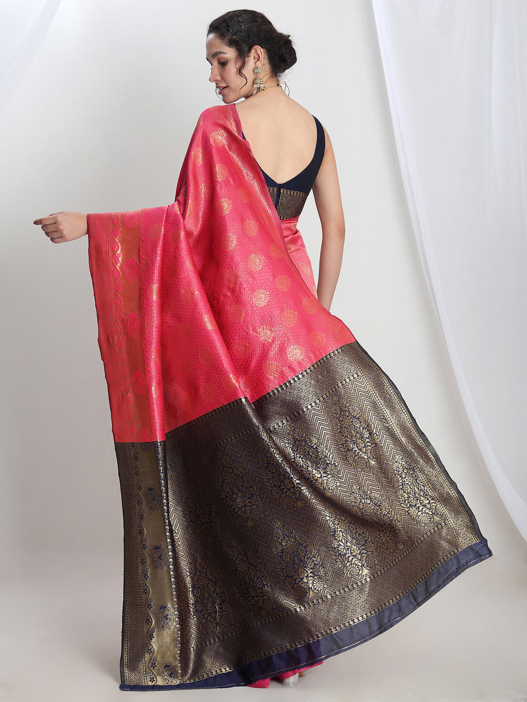 Janasya Pink Silk Blend Ethnic Motifs Jacquard Saree - Distacart
