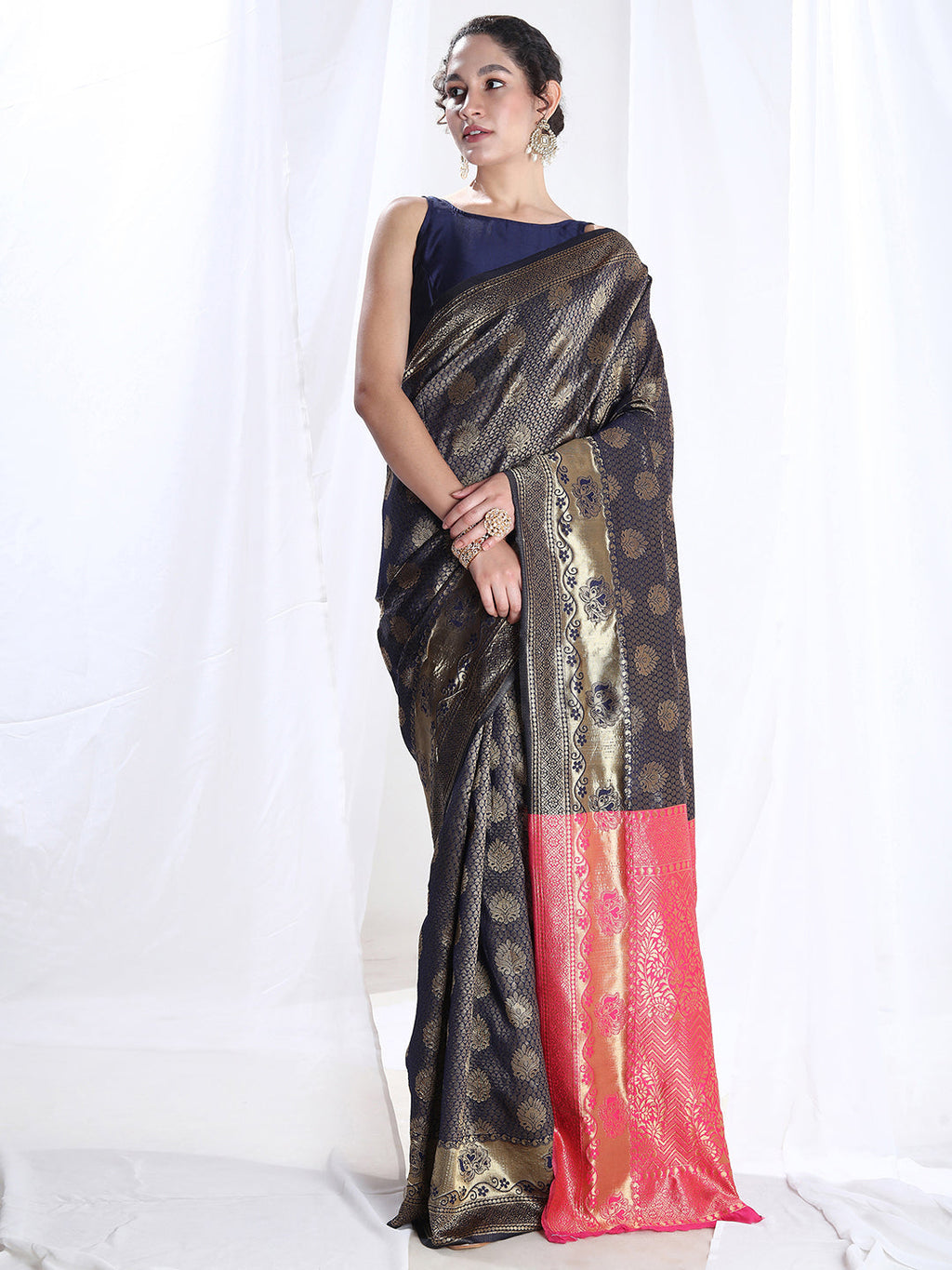 Janasya Navy Blue Silk Blend Ethnic Motifs Jacquard Saree - Distacart