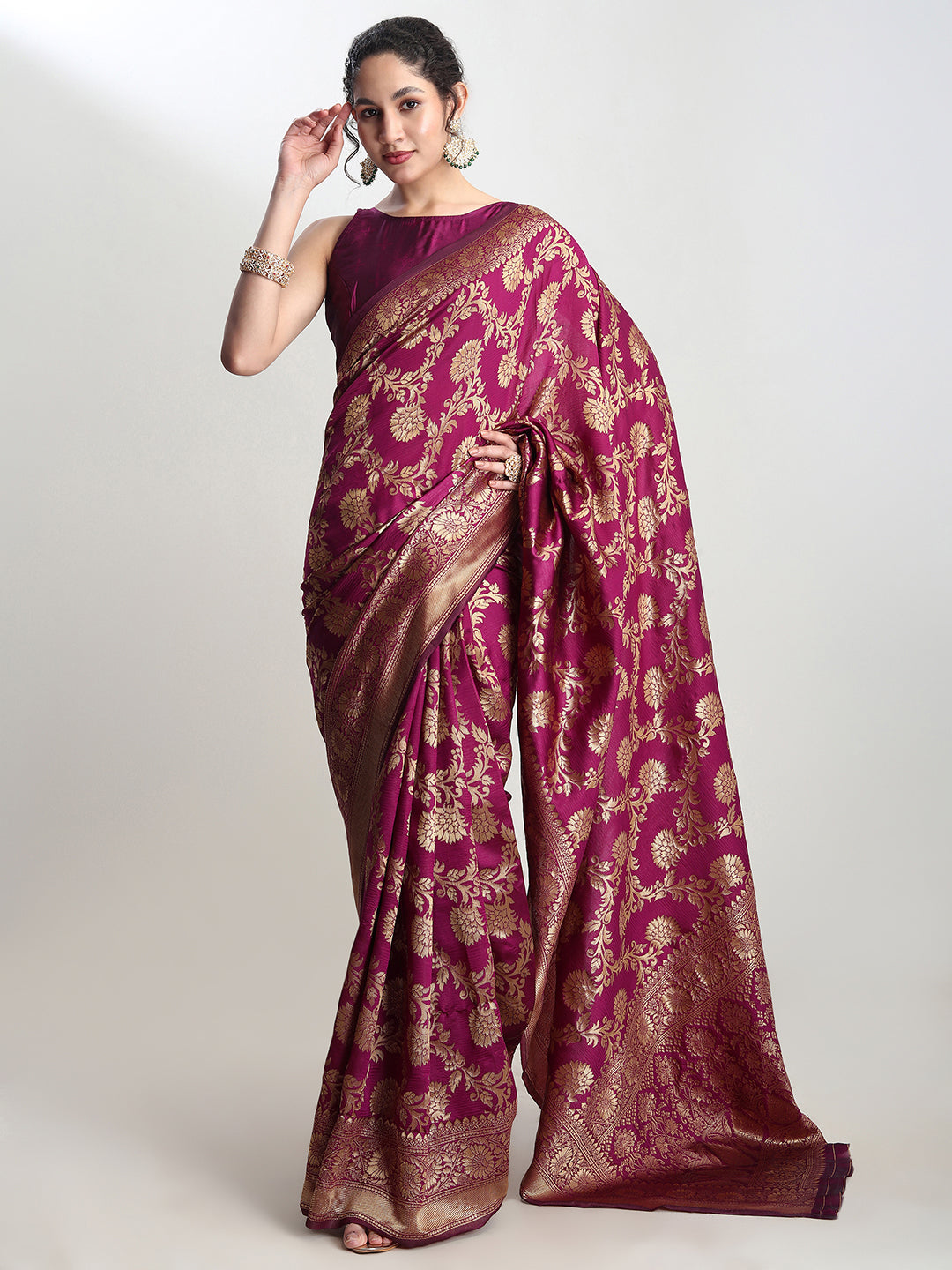 Janasya Purple Silk Blend Floral Jacquard Saree - Distacart