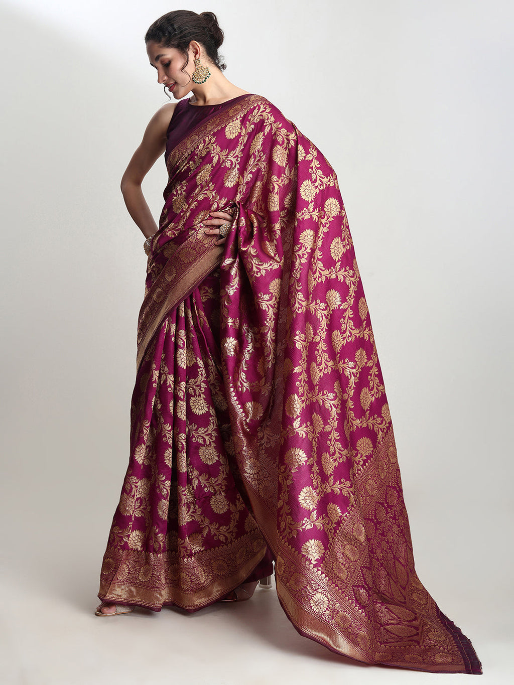 Janasya Purple Silk Blend Floral Jacquard Saree - Distacart