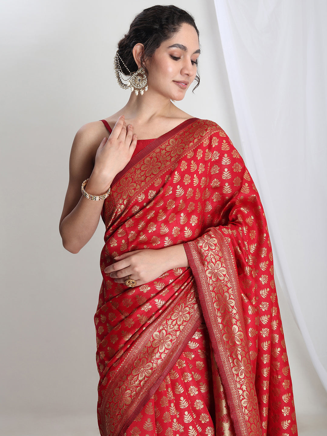 Janasya Red Silk Blend Floral Jacquard Saree - Distacart