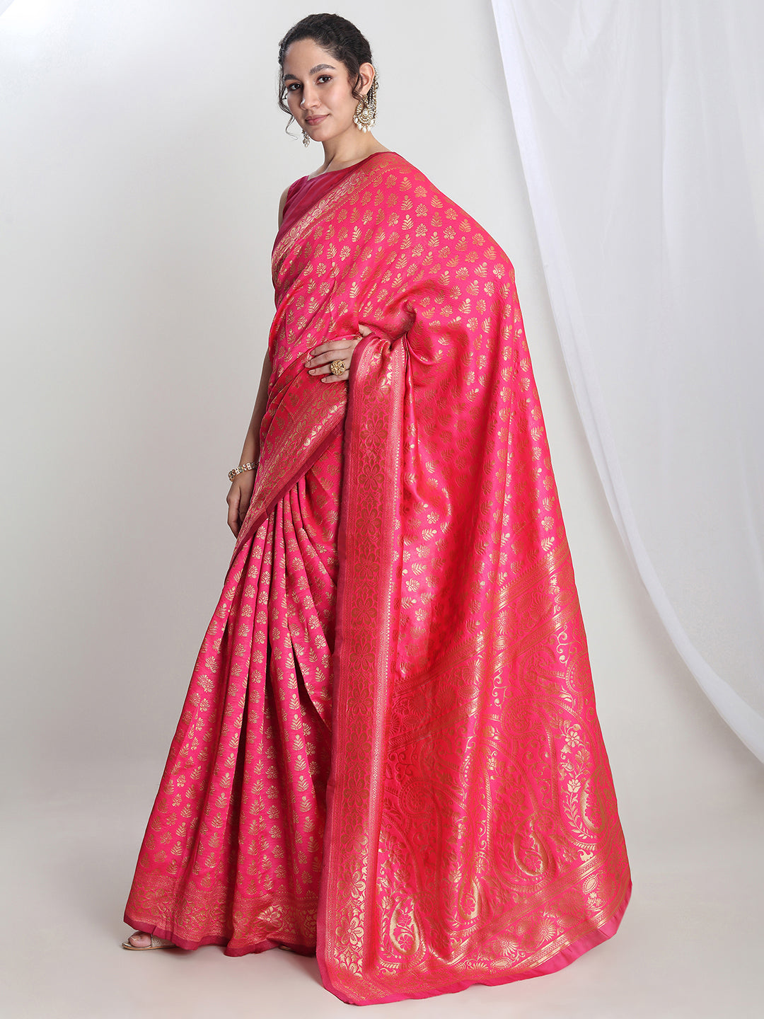 Janasya Pink Silk Blend Floral Jacquard Saree - Distacart