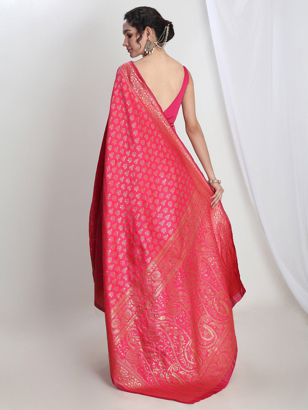 Janasya Pink Silk Blend Floral Jacquard Saree - Distacart